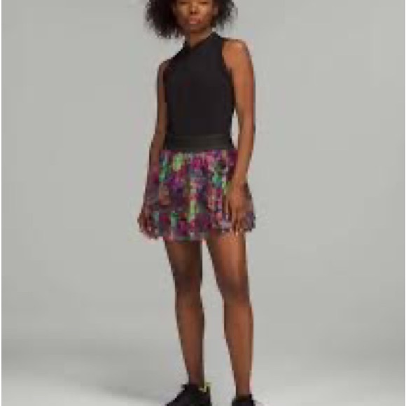 Lululemon Court Rival skirt HR - Picture 2 of 8